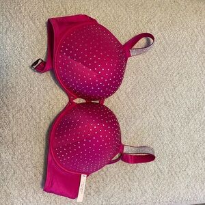 Victoria Secrets Swim top 38DD